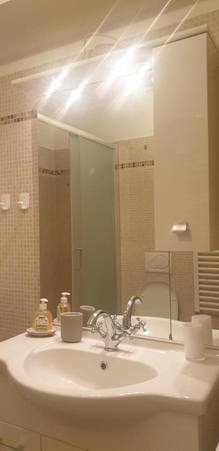 Isola Dal Verme Flat Apartman Milánó Kültér fotó