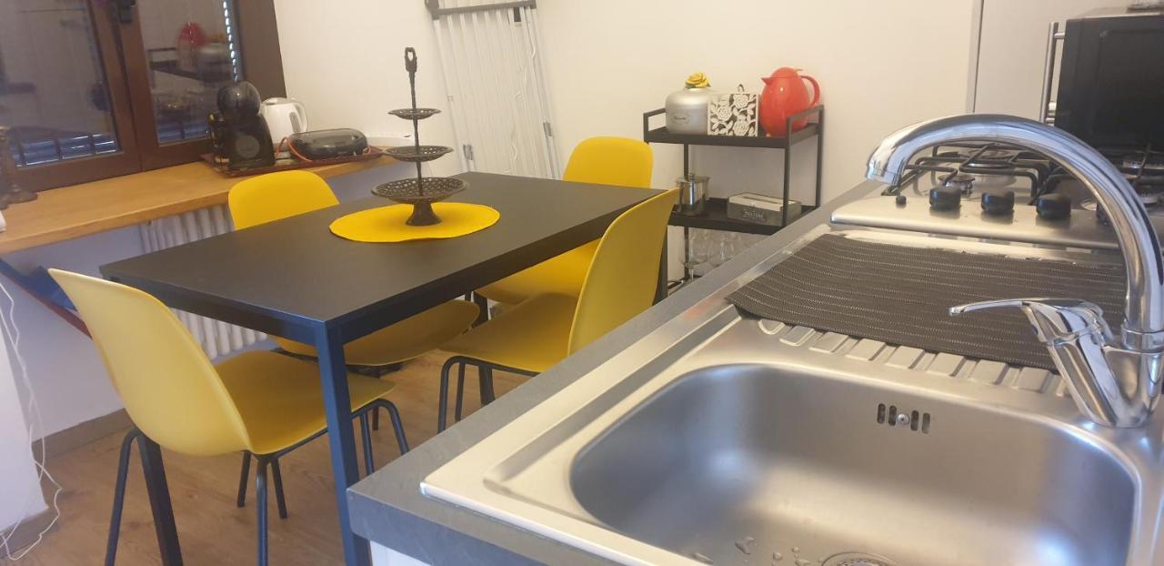 Isola Dal Verme Flat Apartman Milánó Kültér fotó